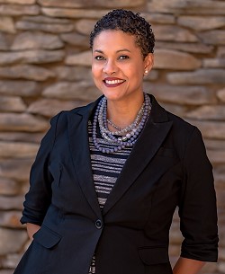 shelley puentes headshot 2020